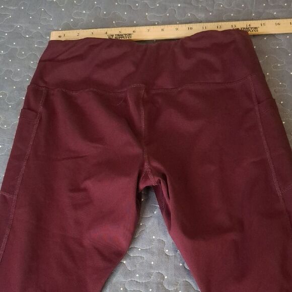 AVIA Burgundy Leggings size large - Picture 4 of 6